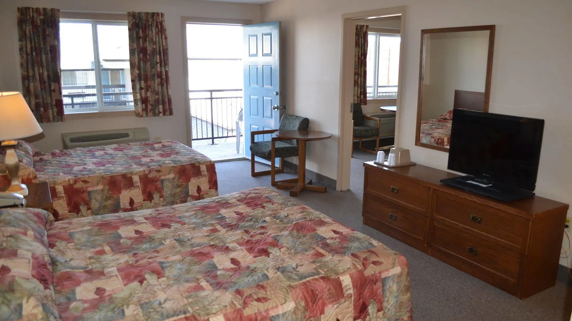 Super 8 By Wyndham Niagara Falls By The Falls Kanada